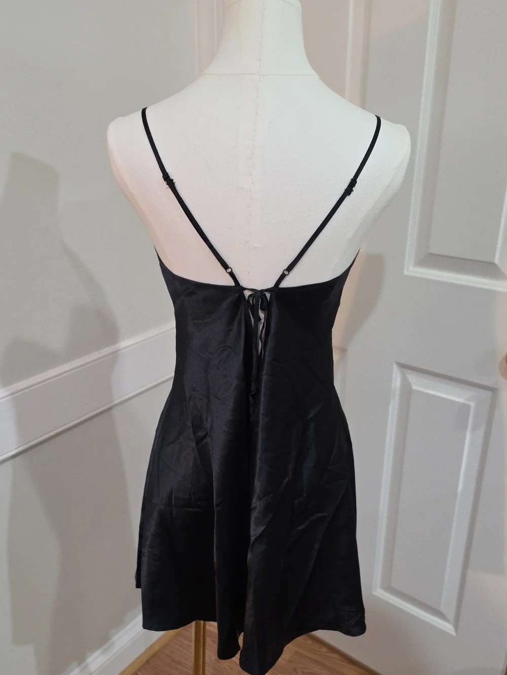 Vintage Y2K Victoria's Secret Black Satin Lace Trim Slip Dress Chemise - Size L